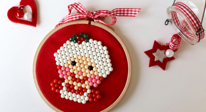 Le portrait de la Mère Noël en Aquabeads