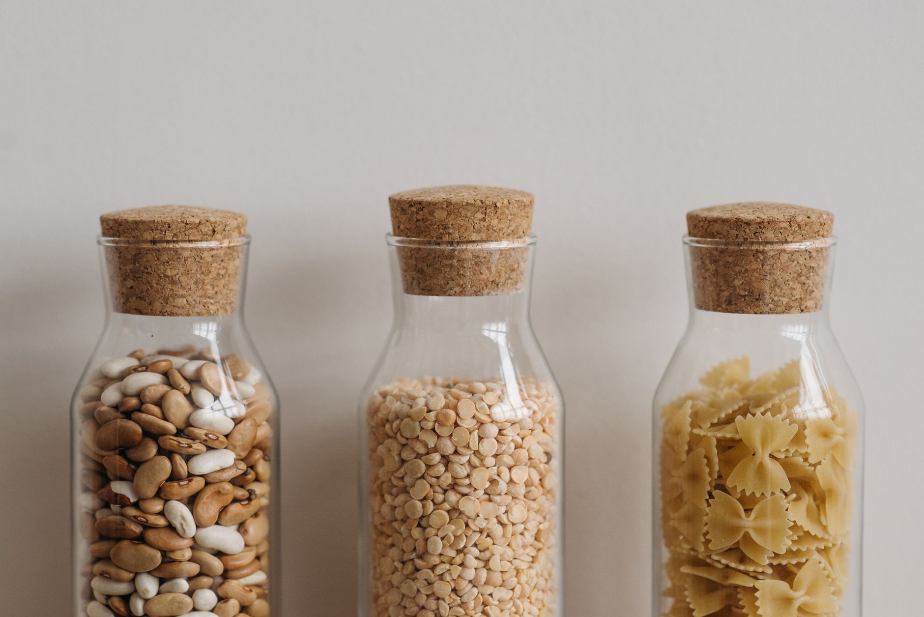 bouteille sensorielle a theme legumes secs Petit tour dhorizon : 11 jeux et activités sensorielles à fabriquer avec les enfants