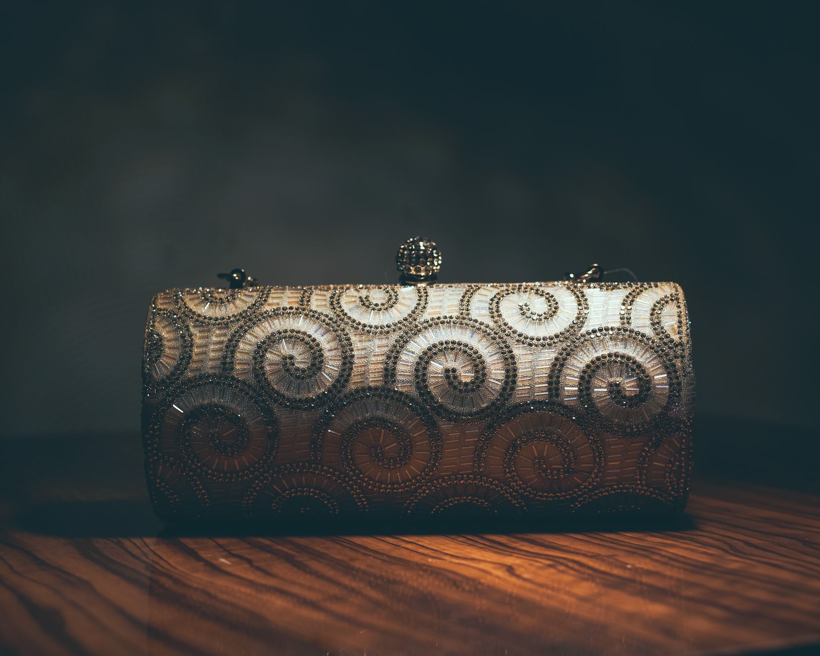 kit pochette cov Perles Miyuki autrement : mes 10 idées du moment pour sortir des bijoux classiques