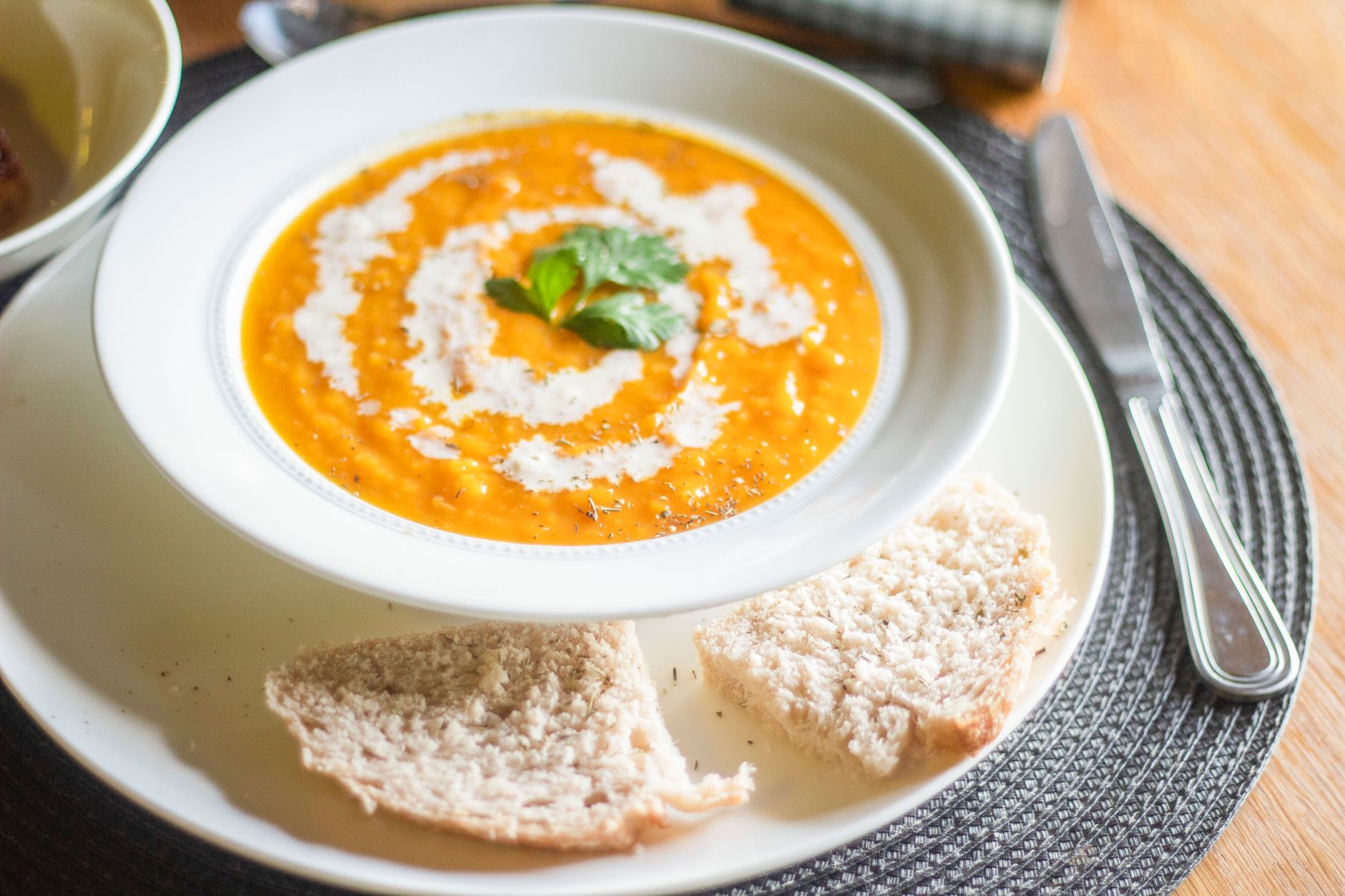 veloute potiron chataigne diet cov Dans ma cuisine ce mois ci : 10 veloutés et soupes qui réchauffent (vraiment) lautomne