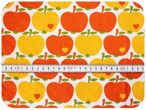140722 pomme vintage tissu Les jolis imprimés : les tissus
