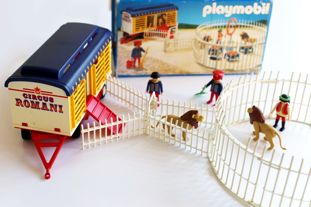 151014 romaniplaymobil2 Quand le dieu de la chine est avec moi