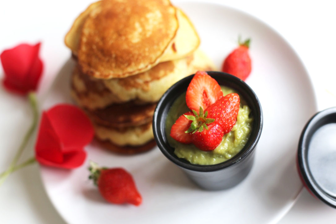 160614 dorayaki macha fraise Dorayaki à la crème de thé vert Macha et aux fraises