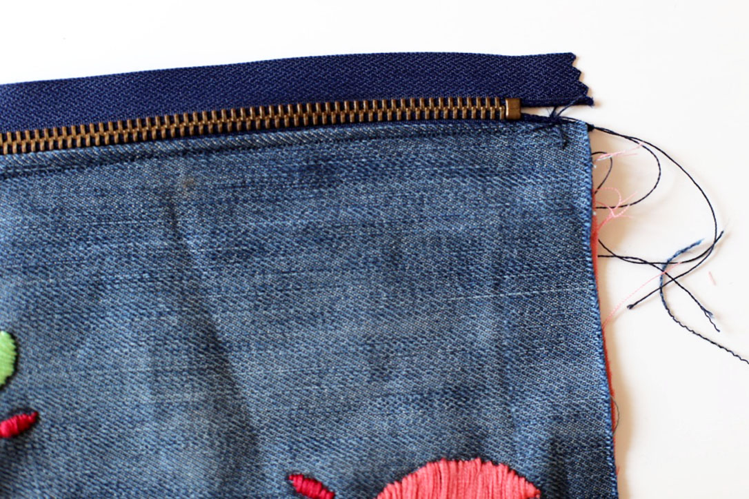 160905 trousse diy jeans broderie couture Ma pochette brodée pour faire durer lété (spécial récup)